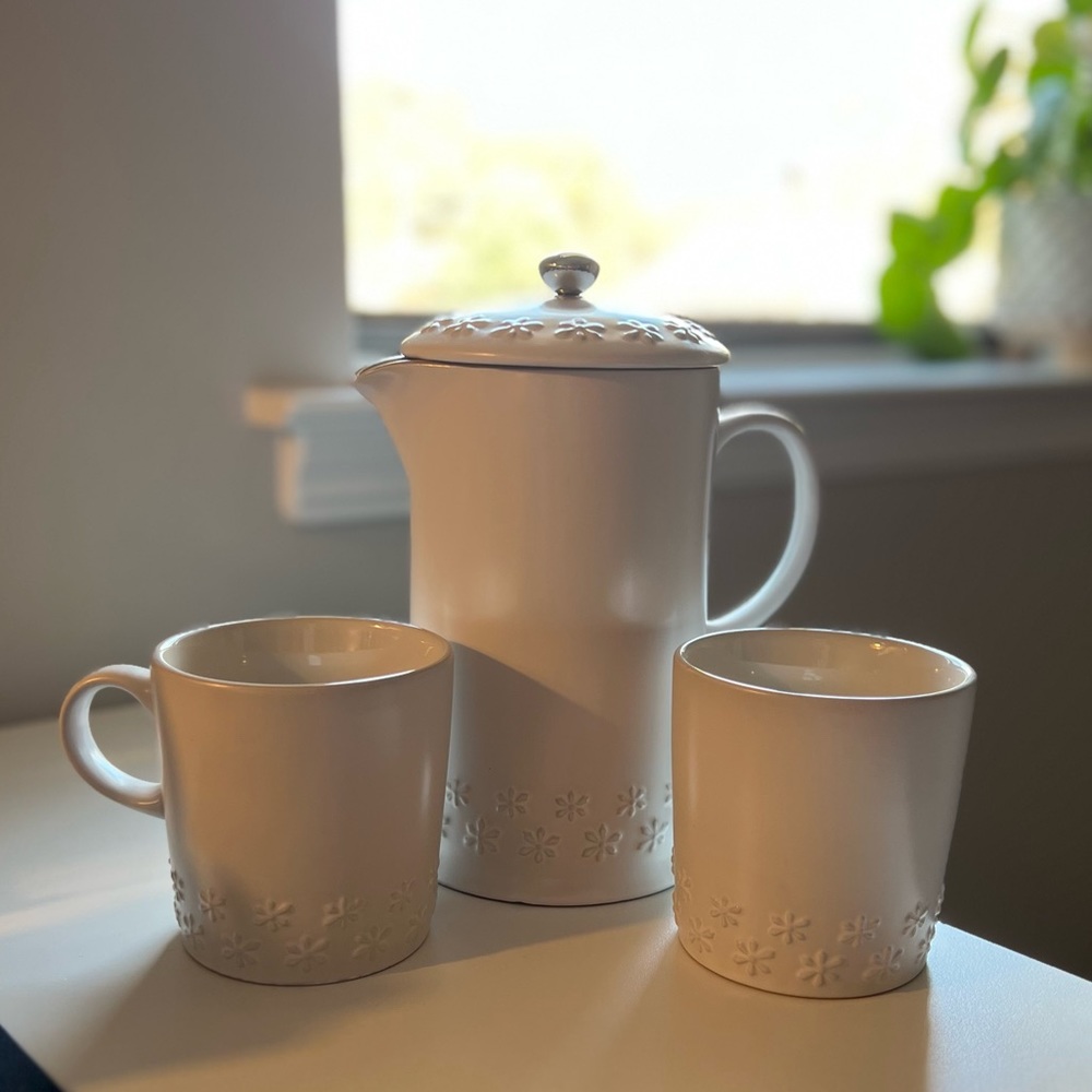 Le Creuset french press set